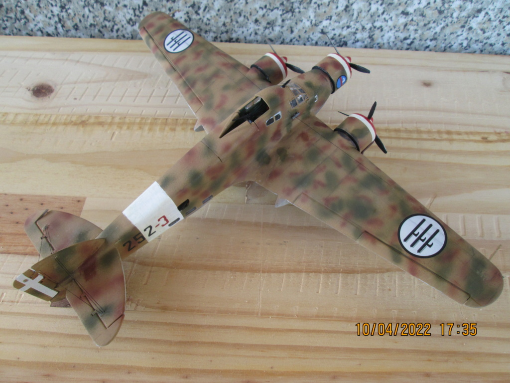 1/72 Savoia-Marchetti SM 79 AIRFIX - Page 2 Img_7518