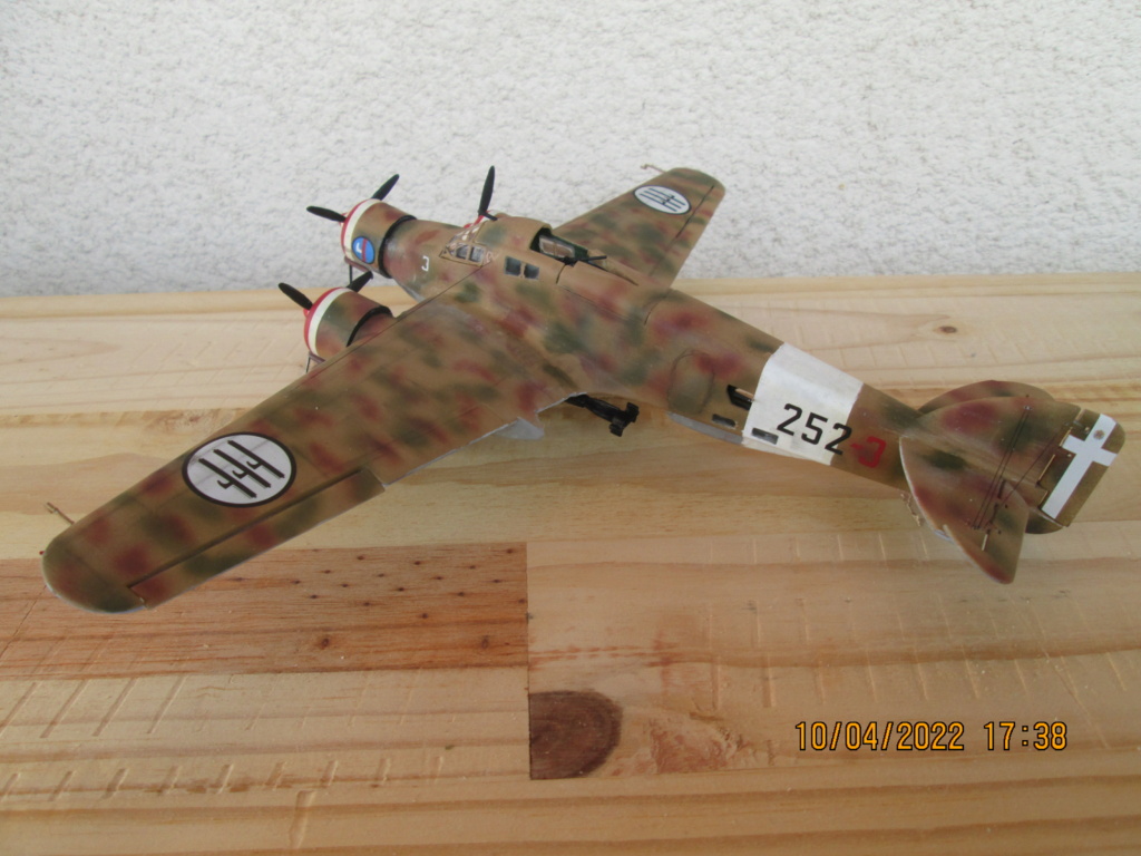  1/72 Savoia-Marchetti SM 79            AIRFIX - Page 2 Img_7522