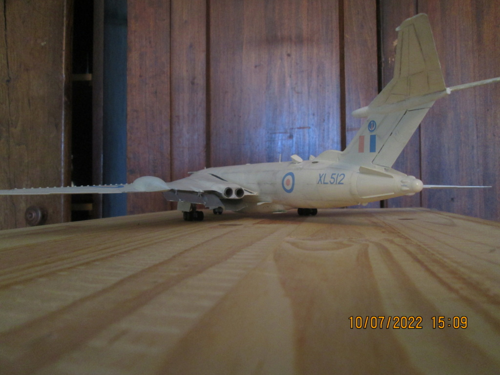 Airfix 1/72 Handley Page Victor - Page 2 Img_7811