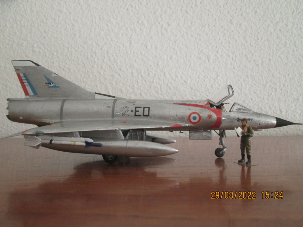 *1/72     Mirage IIIC  Modelsvit 1/72   Montage et fin Img_7916