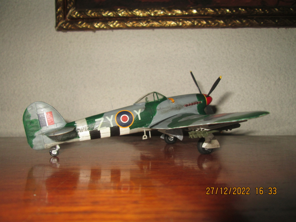 * 1/72    Hawker Typhoon     Airfix Img_8149