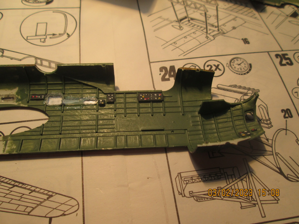 *1/72     Avro Lancaster       Revell  Img_8243