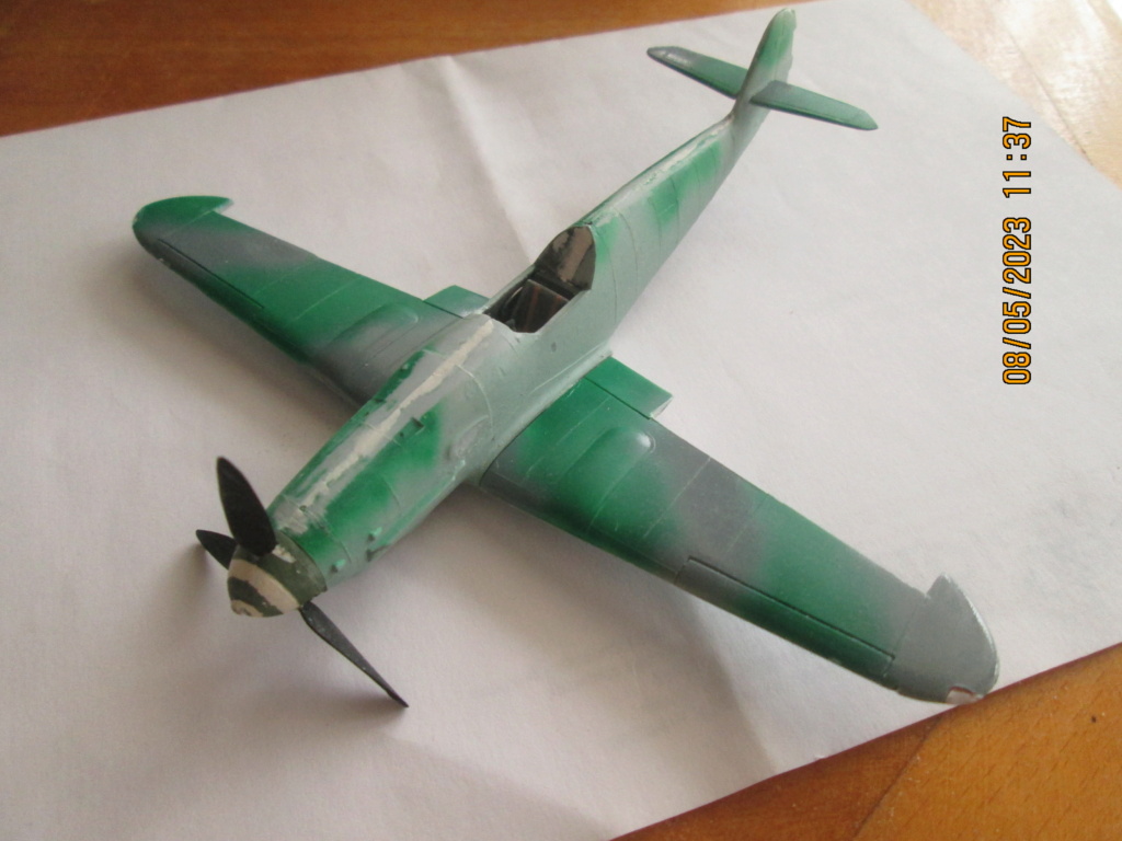 * 1/72 Messerschmitt Bf 109K4  Heller Img_8333