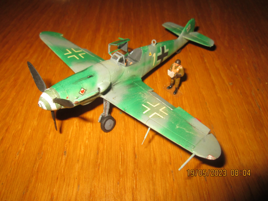 * 1/72 Messerschmitt Bf 109K4  Heller Img_8335