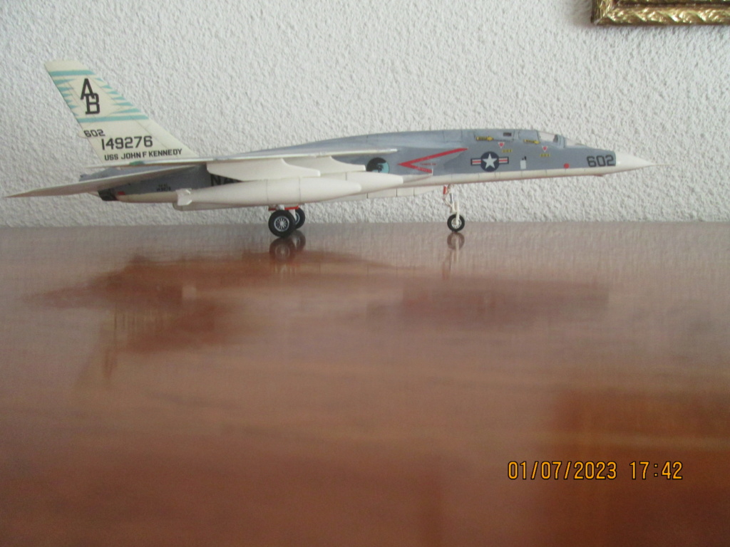 * 1/72 North American RA-5C Vigilante Airfix Img_8423