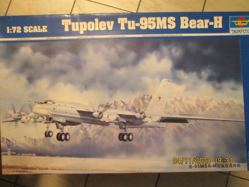 1/72 Tupolev 95 Bear Trumpeter Img_8678