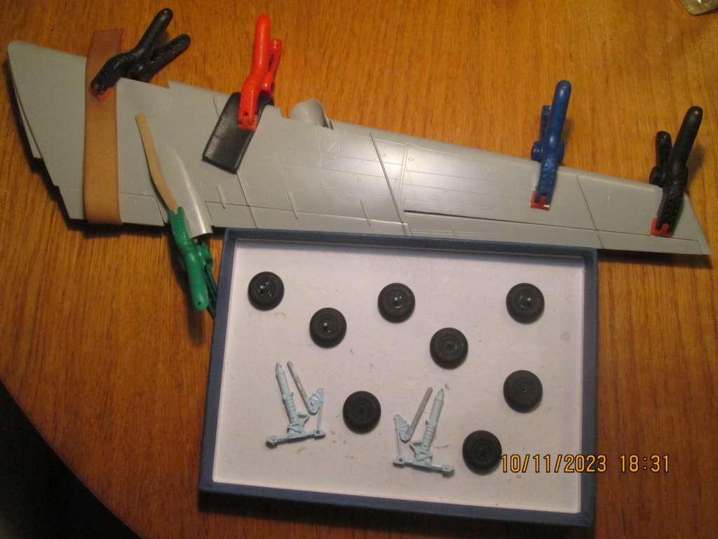 1/72 Tupolev 95 Bear Trumpeter Img_8722