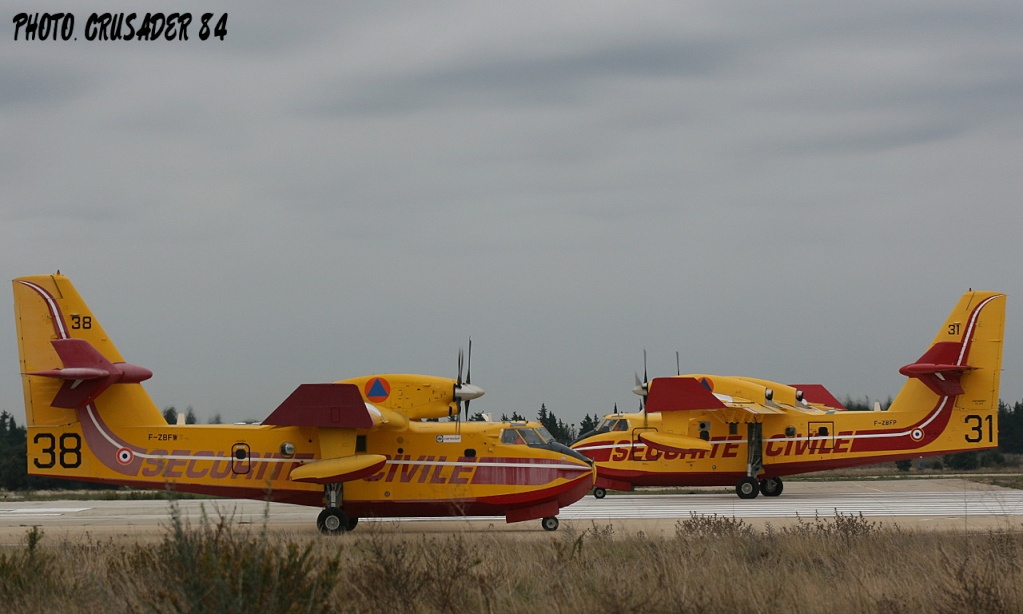 canadair CL 415 et CL 215 et autres avions bombardiers d'eau - Page 15 Cl-41511