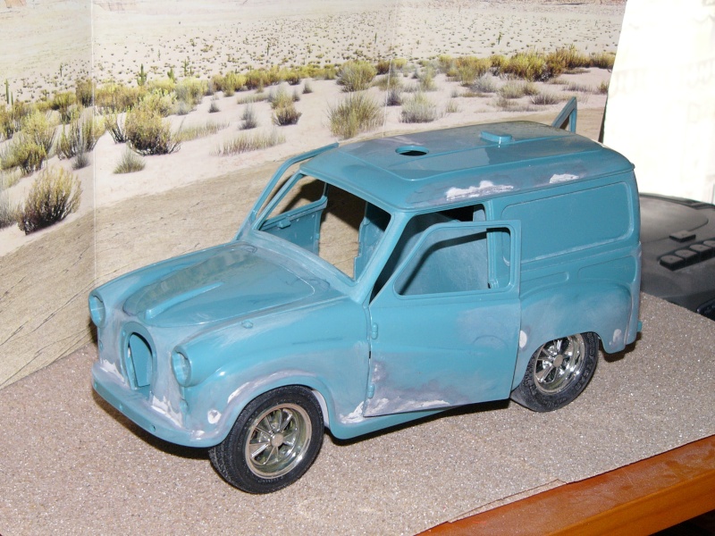 austin A 35 van (ex ) wallace & Gromit 1/12 Kits_010