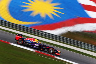 Grand Prix de Malaisie résultat, essais, course.  ( 1 Vettel   2 Webber   3 Hamilton)  18006_10