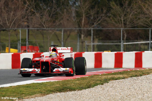 Ecurie Ferrari - Page 3 Massa-12