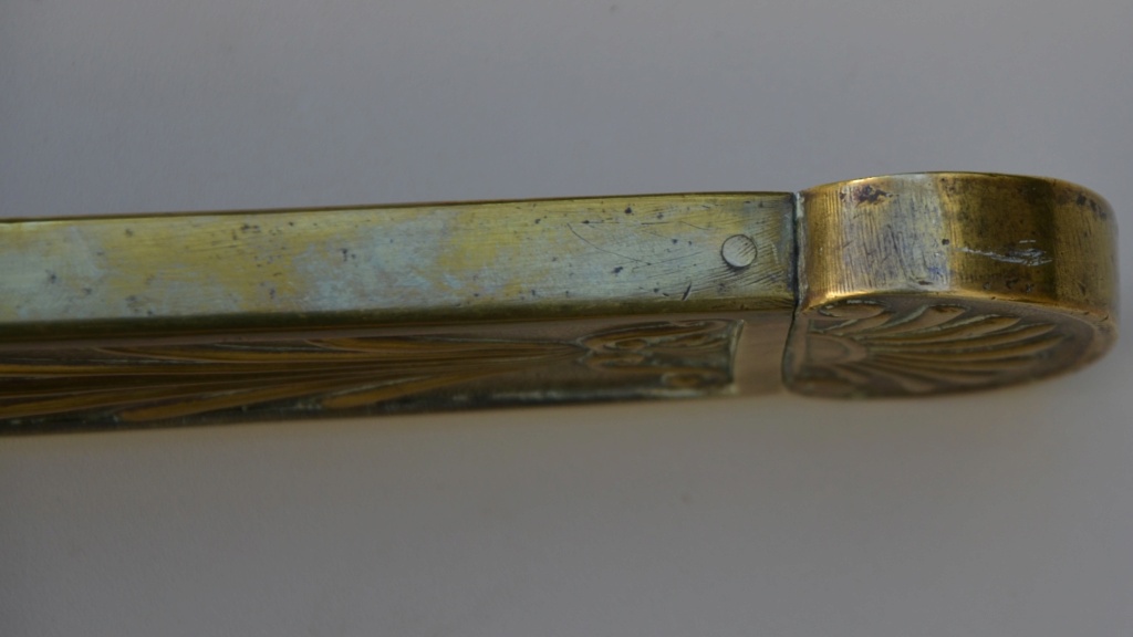 Le glaive de l'école de mars, une arme bien particulière pour une école éphémère Dsc_1222