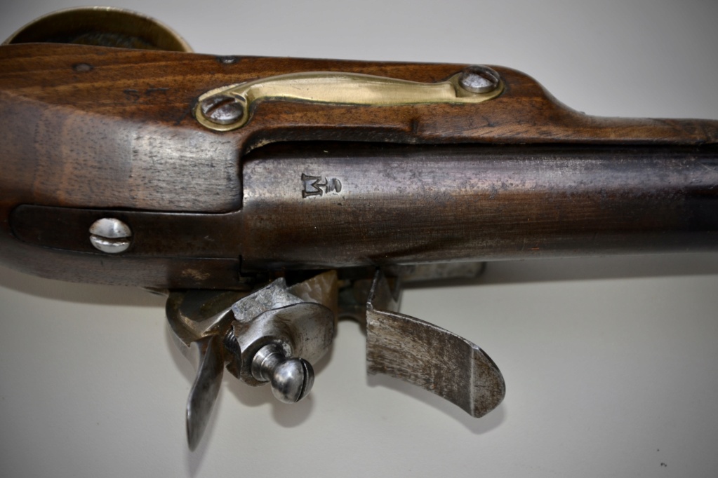 pistolet de demi arçon de la manufacture nationale de Nantes Dsc_1319