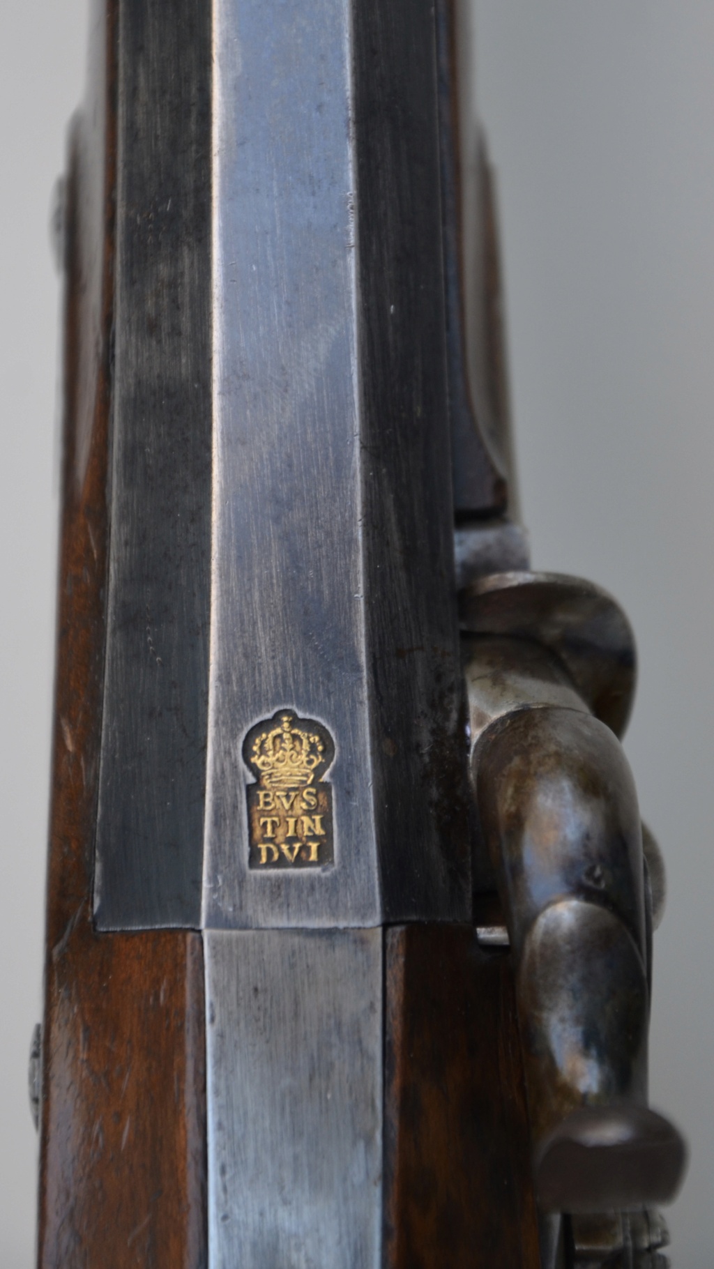 Un pistolet d’officier premier empire Broulet à Paris Dsc_8511