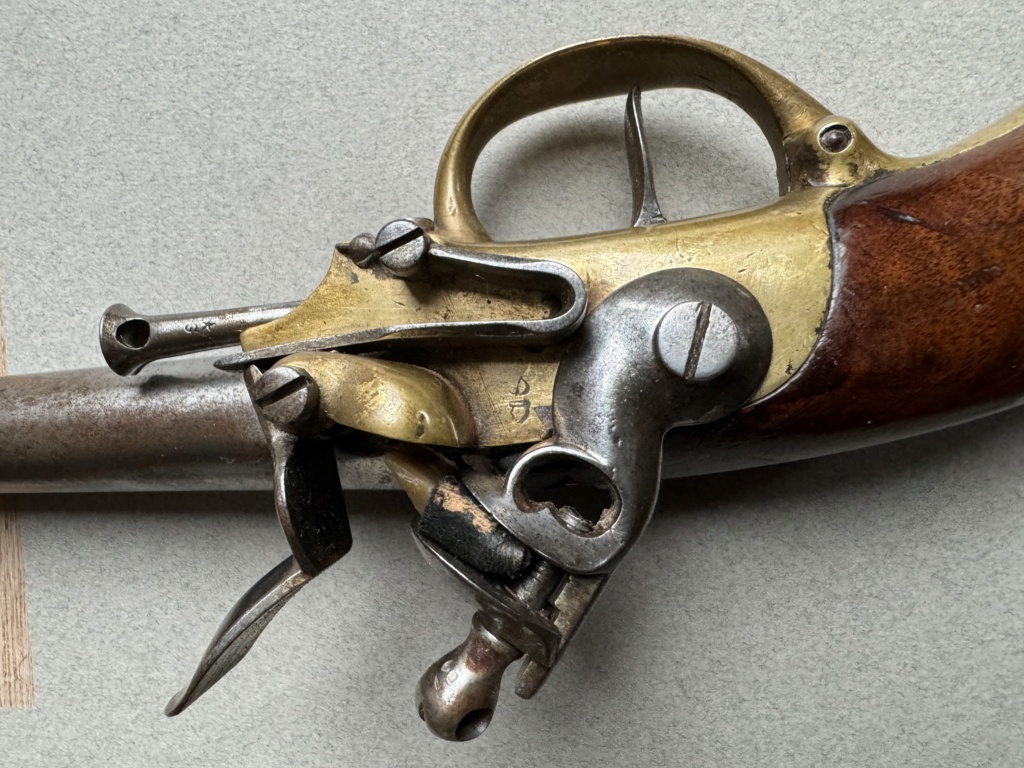 pistolet à coffre 1777 révolutionnaire Img_0915