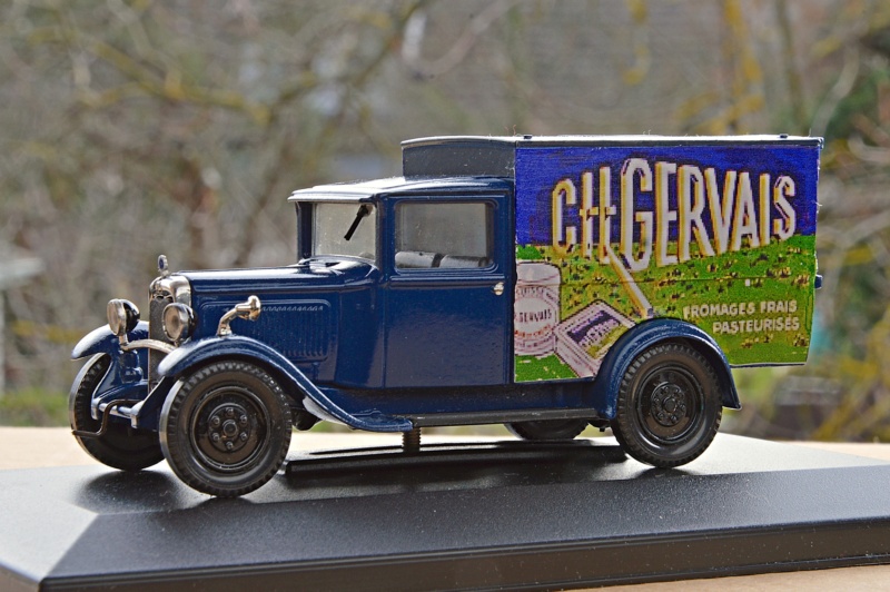 Citroën, fourgons et voitures de livraison C4 et leurs reproductions en miniature - Page 4 Gervai10