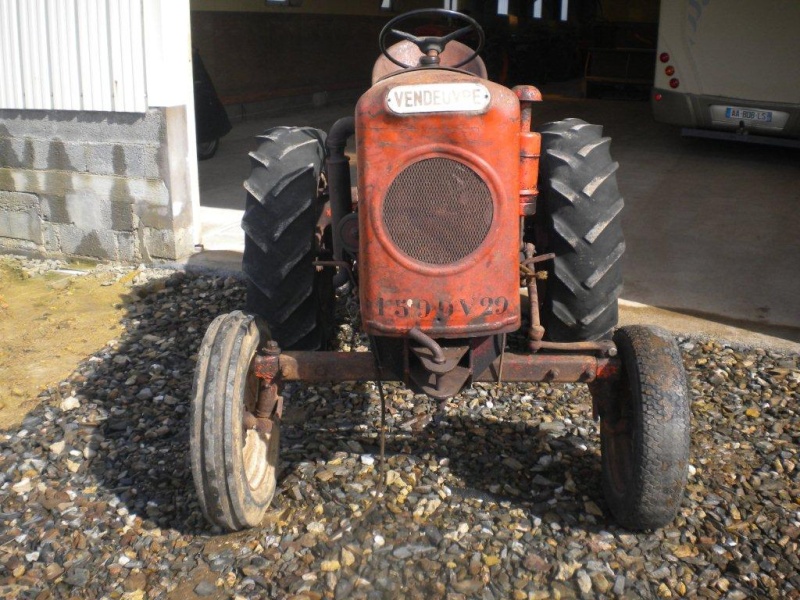 Tracteur Vendeuvre 02210