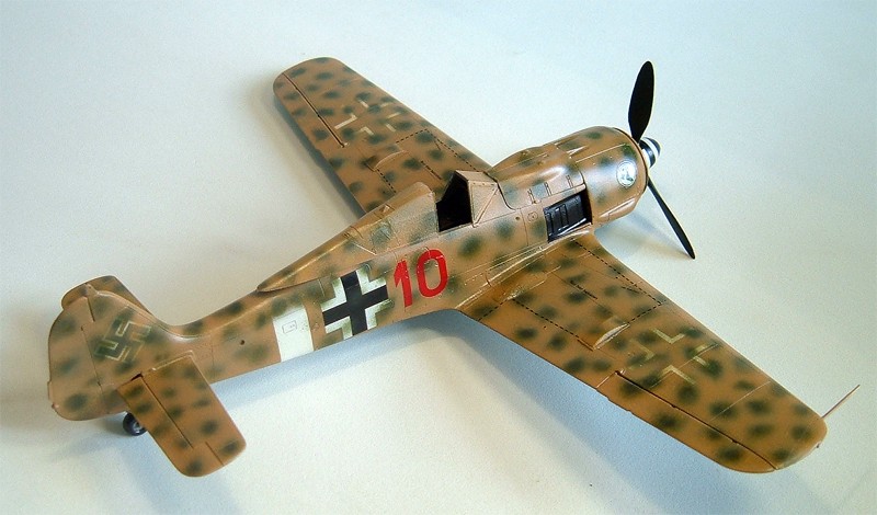 Focke Wulf 190 F8 2/SG 4 Italia Fw190_16