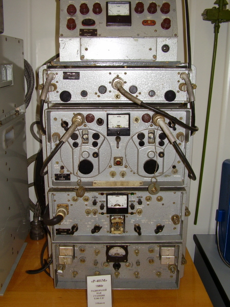 Радиостанция "Р-401". R401m10