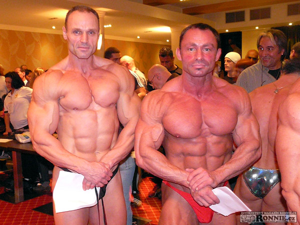 Championnats du Monde Juniors & Masters IFBB 2008 - Page 12 4614_112