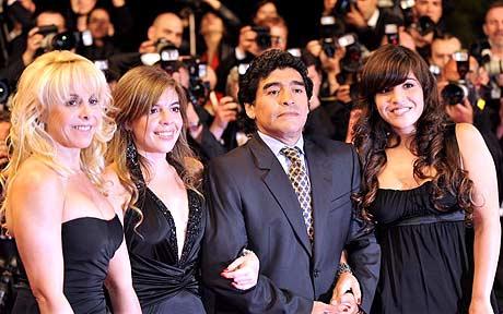 Thiên tài và 'tội lỗi' của Maradona Marado10