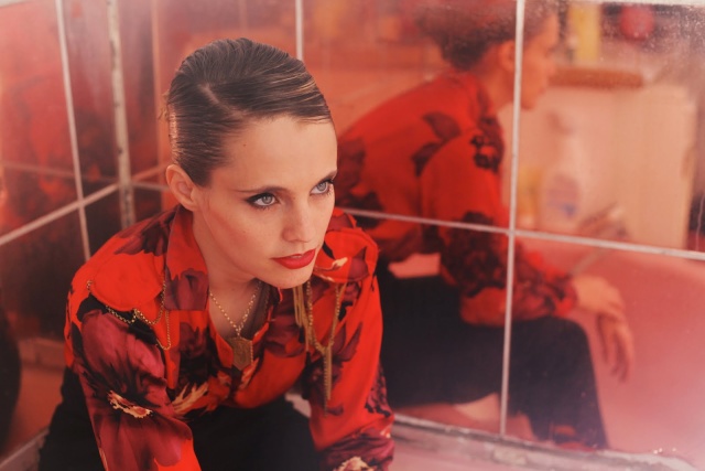 Anna Calvi - Anna Calvi [2011] Anna_c11