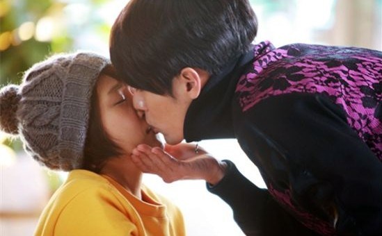Top10 baisers de films et dramas asiatiques Foam-k10
