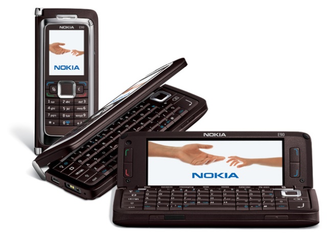 Nokia E90 communicator 04e90l10