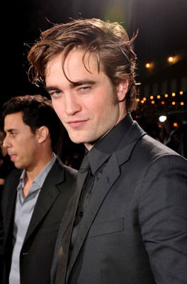 Rob Pattinson/Edward Cullen? Mv5bmt10