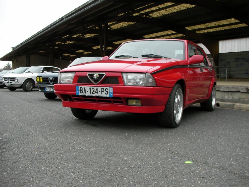 Cherche Alfa Romeo 75 Turbo Rouge 75_et_10