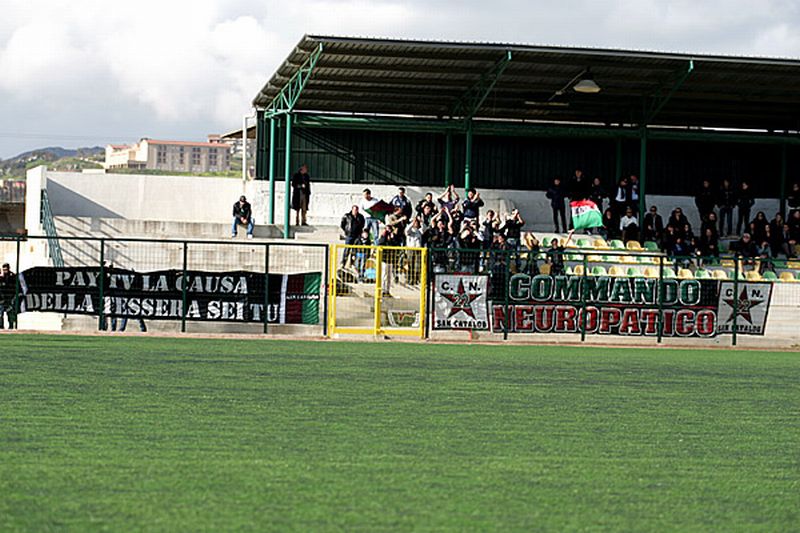 Stagione Ultras 2010-2011 - Pagina 3 Iw7n5710