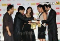 Ayushmann, Illeana D'cruz Unveils Filmfare Awards Filmfa33