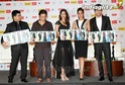 Ayushmann, Illeana D'cruz Unveils Filmfare Awards Filmfa36