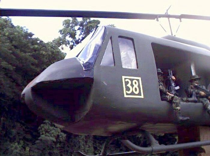 « Huey Chopper»  Bell UH-1 Iroquois Vtkljn22