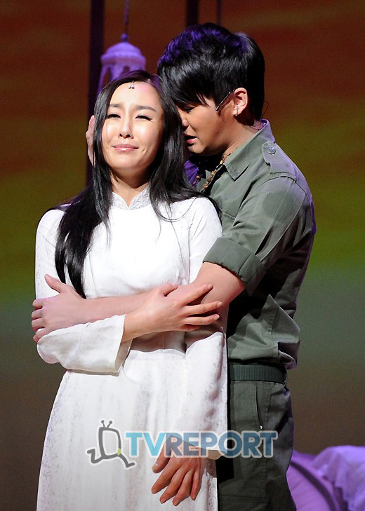 JYJ Kim Junsu en el musical 'Las lágrimas del Cielo "Premiere", voy a tratar de satisfacer las expectativas de los públicos "  218