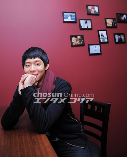 [Foto] Yoochun - Entrevista parte 2 527
