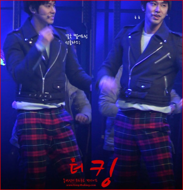 [Foto] Ensayo Yunho  830