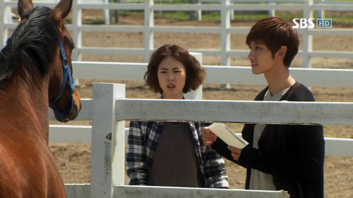 El caballo de Choikang Changmin se llama Choikang Gangja? Coming10