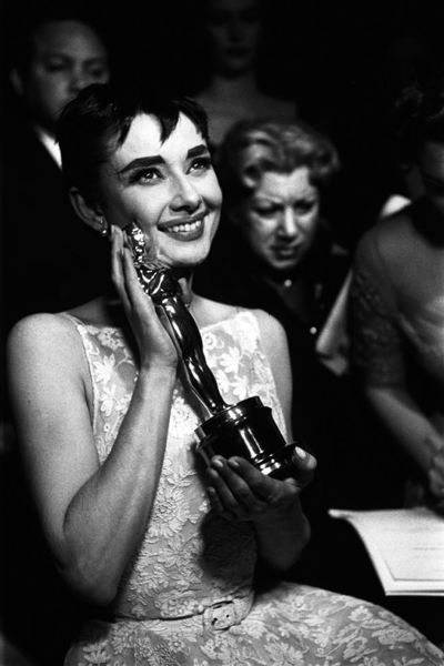 Academy Awards History - Page 3 12-53310