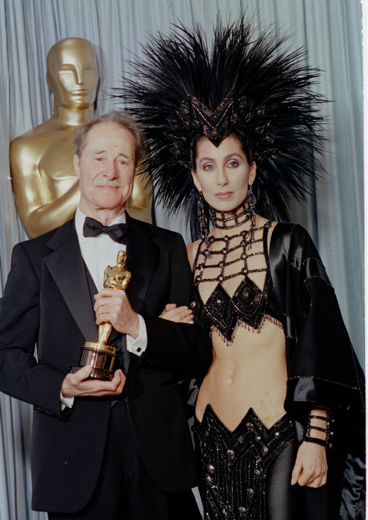 Academy Awards History - Page 3 Ap860312