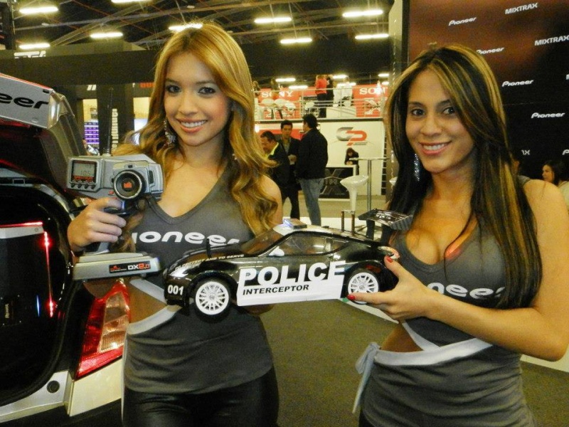 Auto RC-Girls - Page 3 99573711