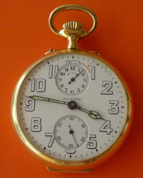 Une montre-réveil de Zenith particulière. L1020910