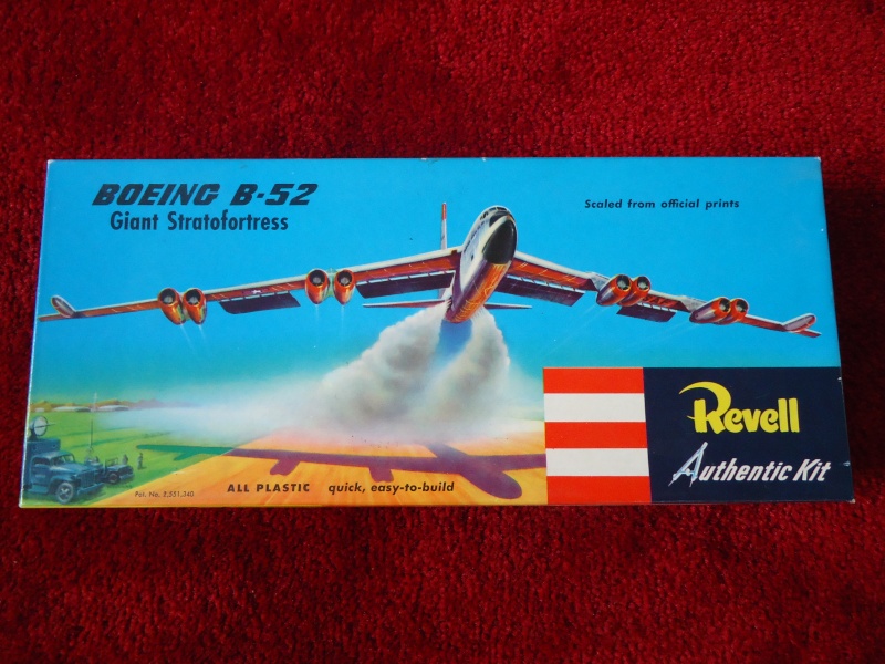 [Revell] Boeing B-52 Giant Stratofortress Dsc01110
