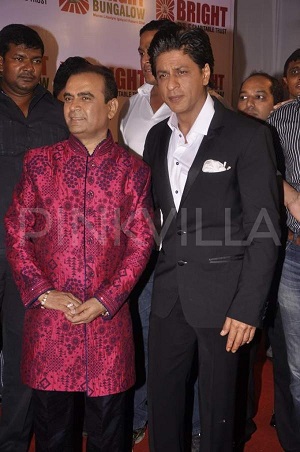 Shah Rukh aux anniversaires Bright11