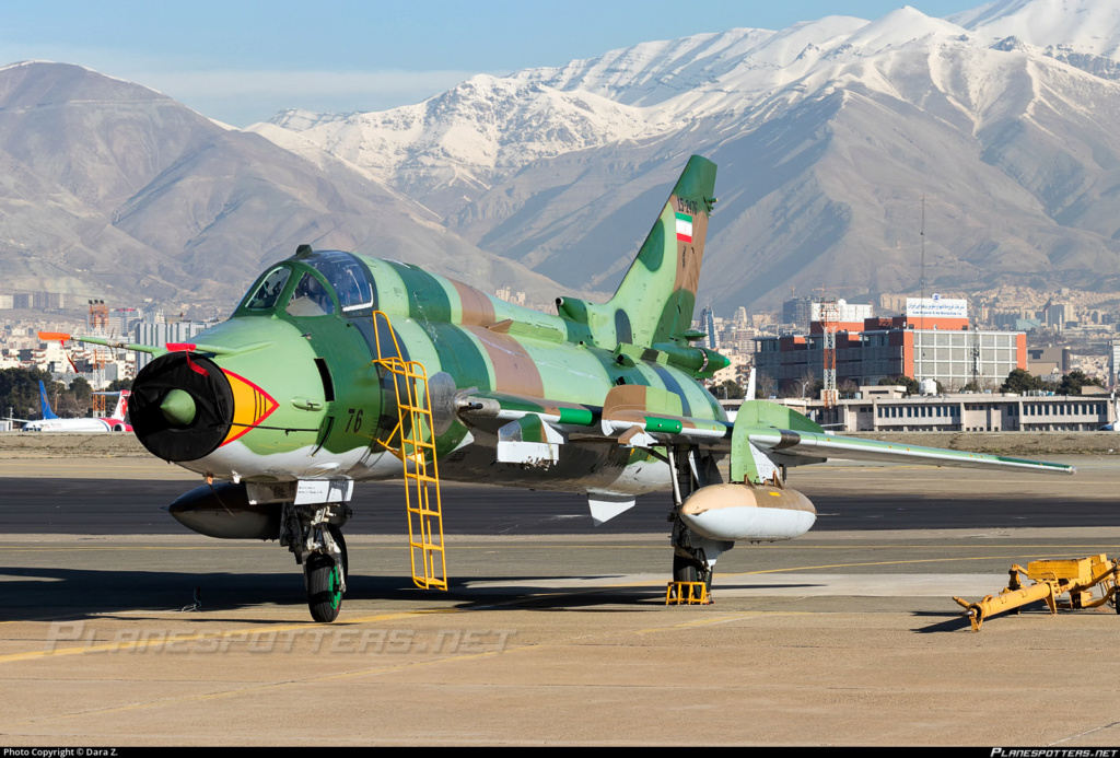 Modelsvit (+ Italeri)  Su 17 customisé en SU 22 M4  Iran AF  1/72 15-24711