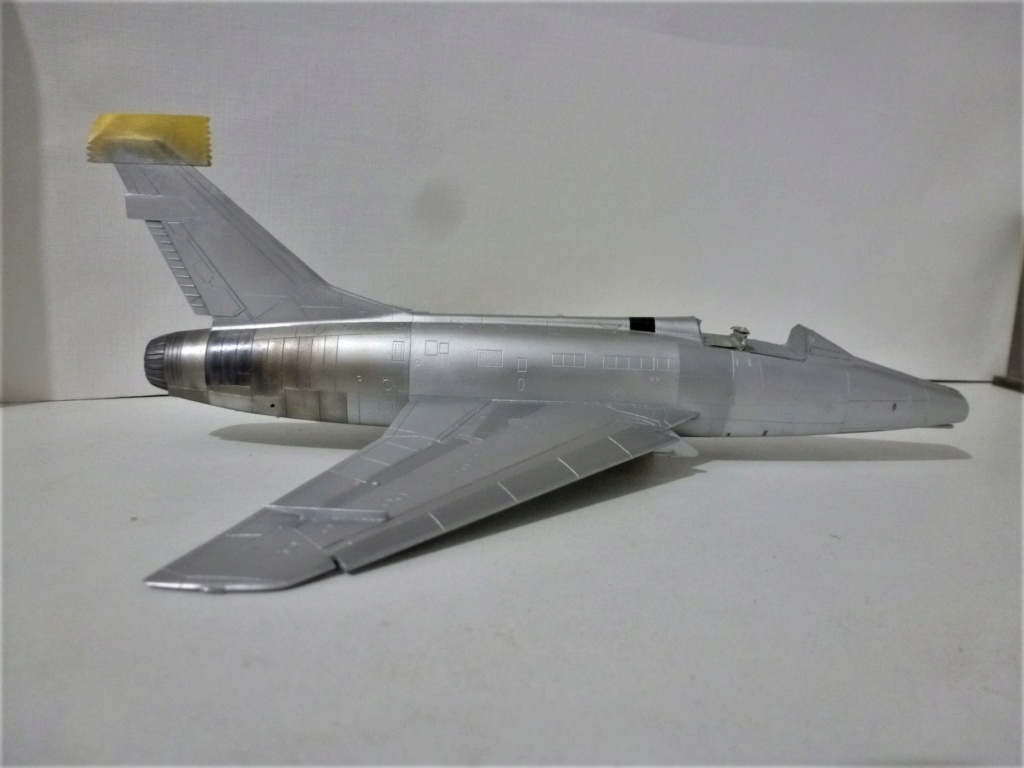 F 100 D Turquie Trumpeter  1/72 P1160411