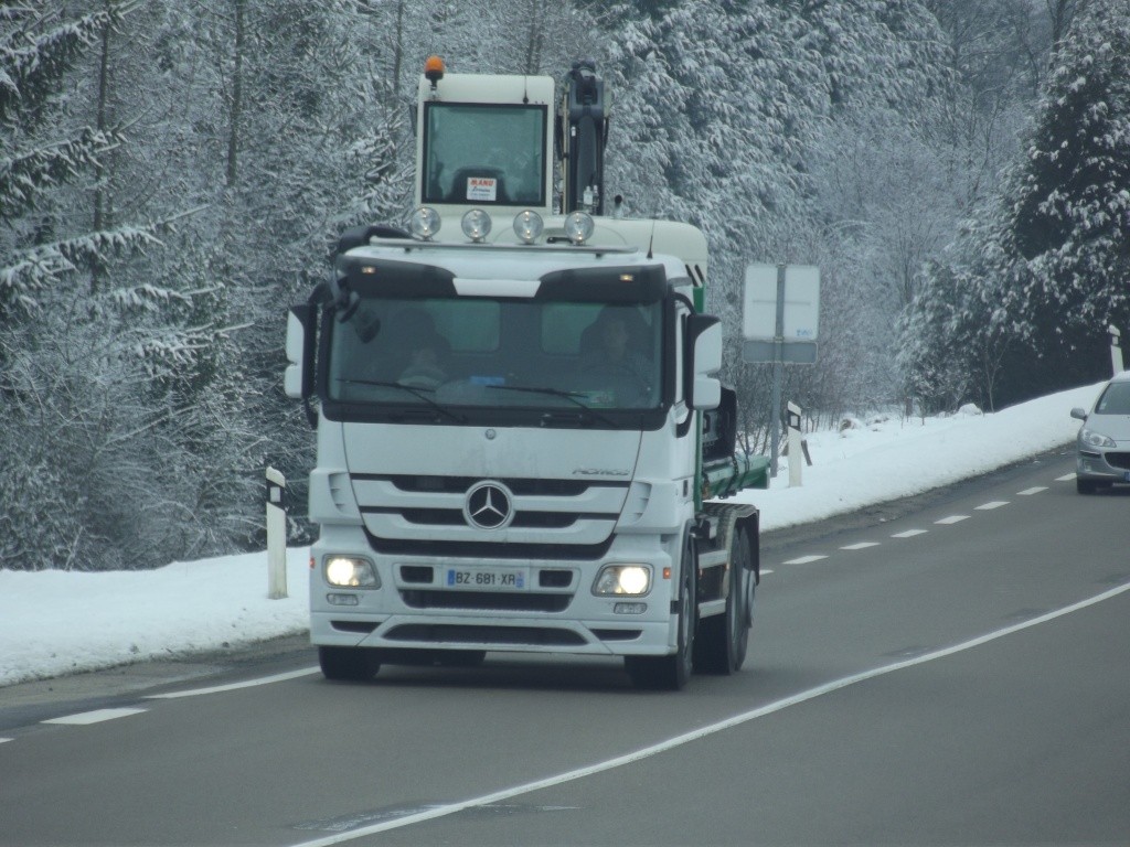 Mercedes Actros MP 1,2 et 3 - Page 5 Dscf6133