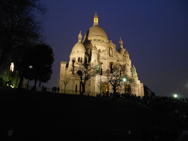 Montmartre la nuit Dscn0324