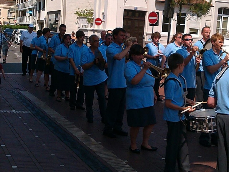 animation des rues du Touquet le  7 juillet 2013 99882310