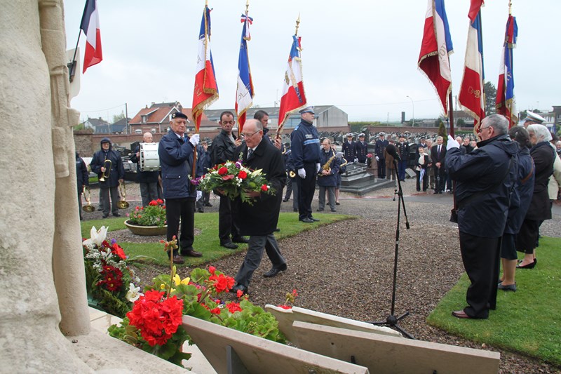 défilé du 8 mai  2013. Ceremo19